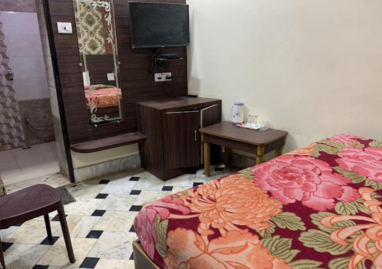 Liberty Guest House Varanasi — Photos 3